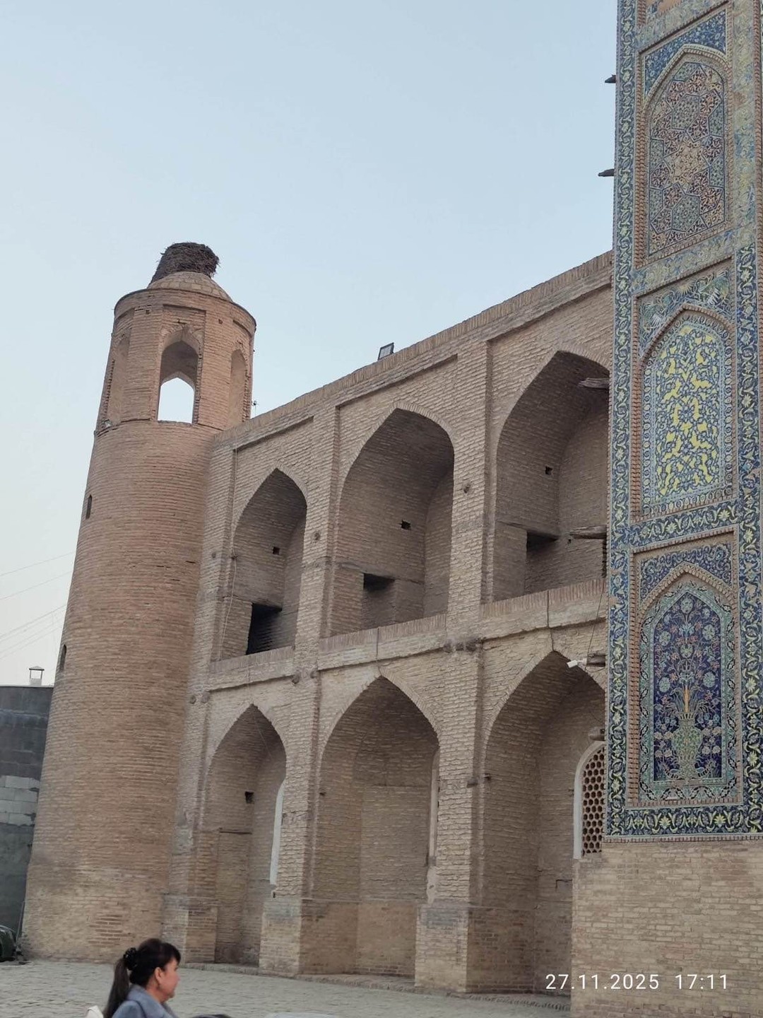 Сегодня у нас была замечательная экскурсия по древней Бухаре в которую нас погрузила великолепный экскурсовод по имени Дильробо