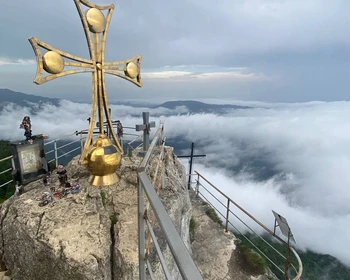 Путь через скалы Лечхуми и виноградники Рачи