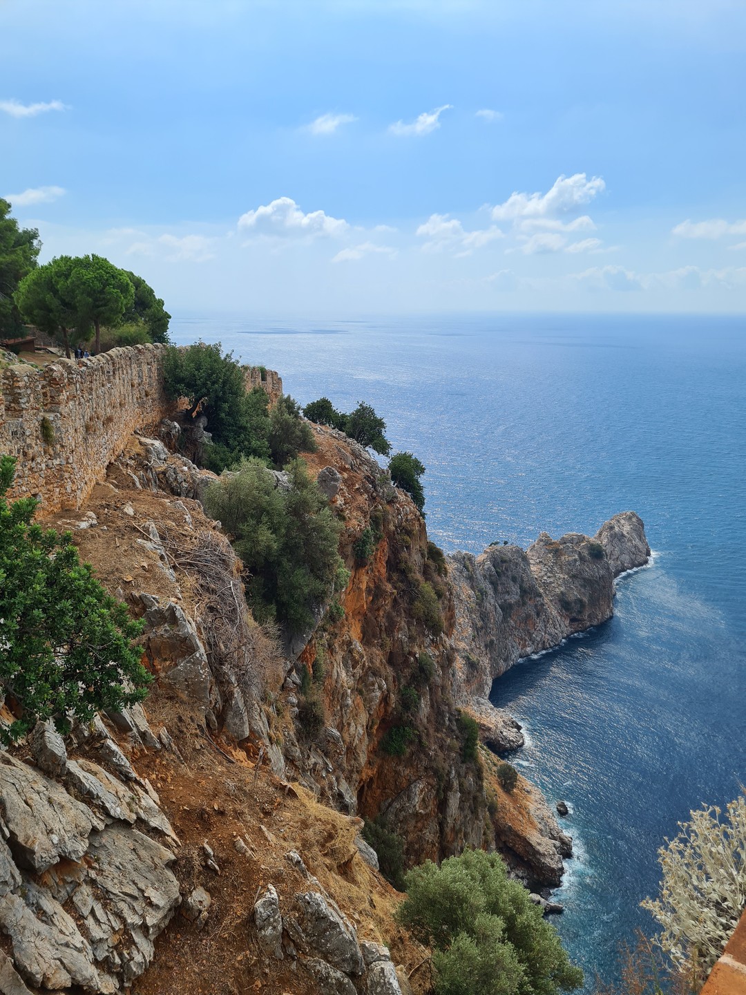 Прекрасно провели день, Фырат забрал нас из отеля и провел экскурсию по всем местам из описания