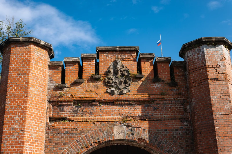 Легенда в камне: форт №11 + бастион «Обертайх» + Музей марципана