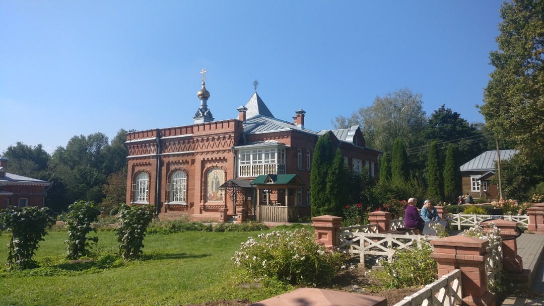 Оптина пустынь и Шамордино: культовые святыни Калужской области (Горбачева)