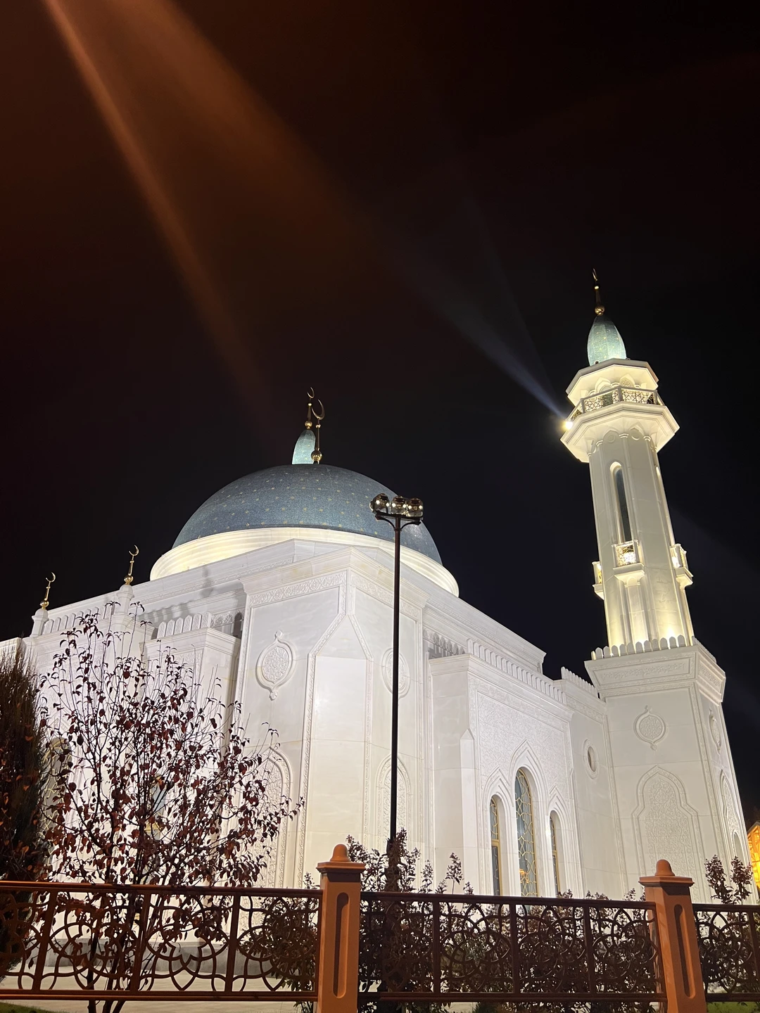 Очень интересная экскурсия, посмотрели много красивых мест, гид с удовольствием отвечала на все наши вопросы. Спасибо