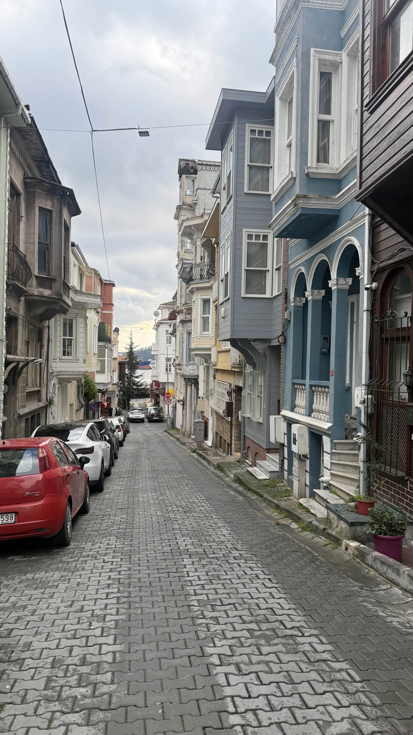 Отличная компания, которая умеет создавать по-настоящему уникальные путешествия! Хочу выразить огромную благодарность за незабываемую экскурсию «Стамбул