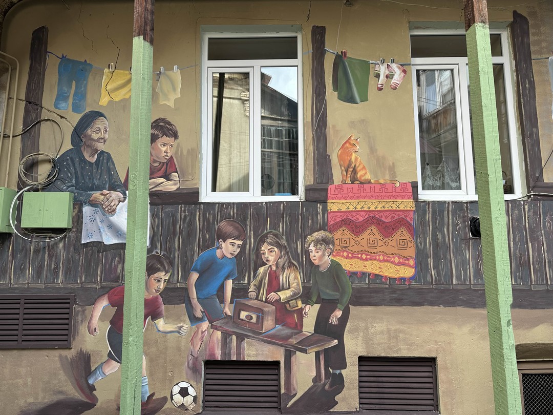 Понравилось все на 100%. Красивый маршрут, живые интересные рассказы, приятная красивая женщина Мария. Очень колоритная, вкусная