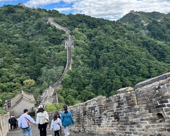 Великая Китайская стена, улица Ванфуцзин и ужин в традиционном ресторане