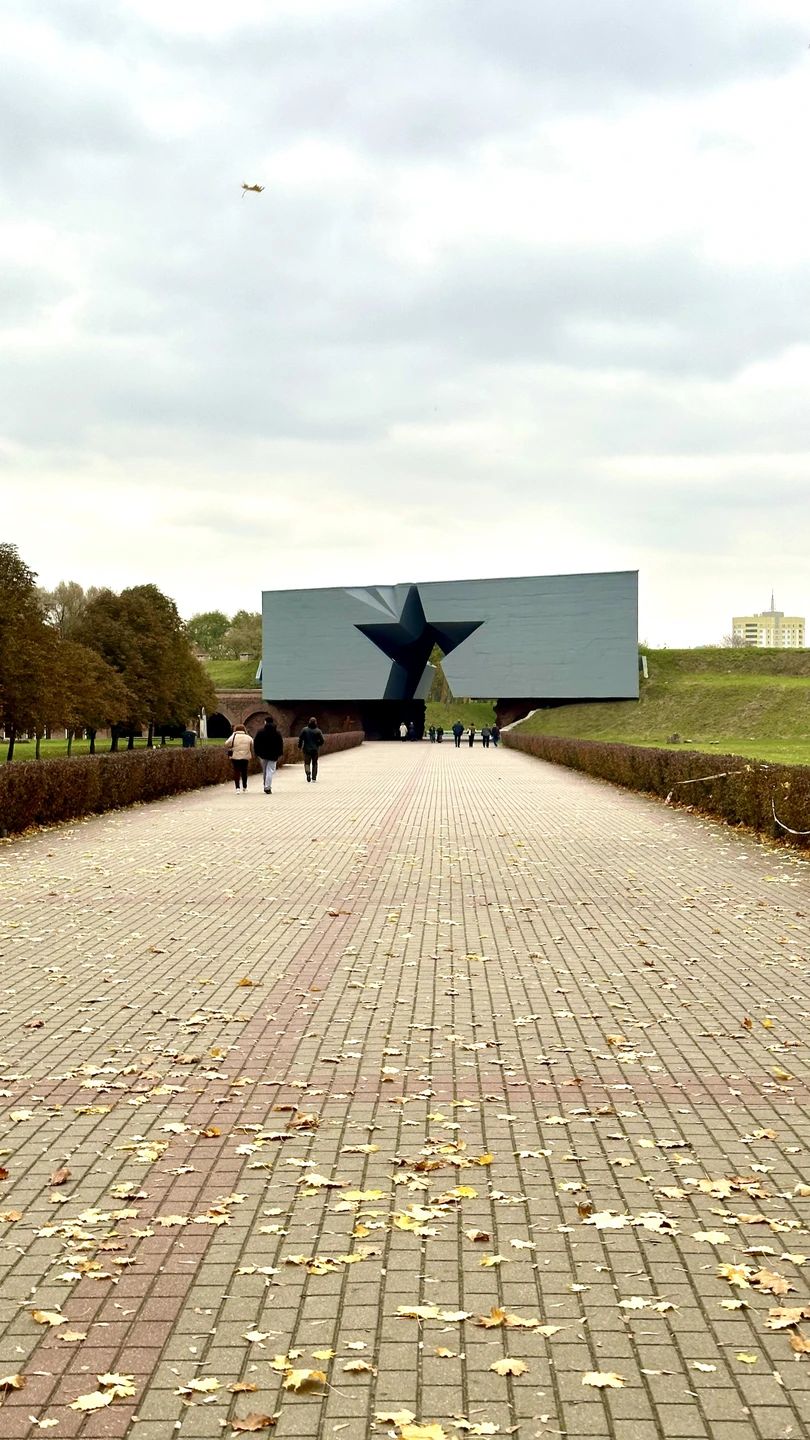 Брестская крепость и обзорная экскурсия по городу (Романова)