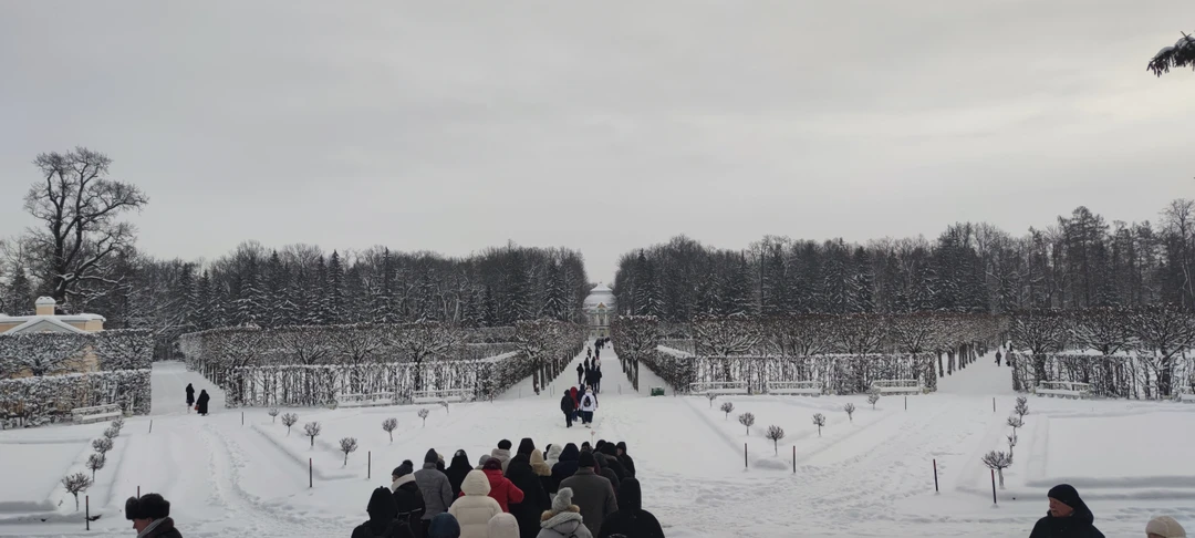 Роскошный дворец, величие убранства завораживает!