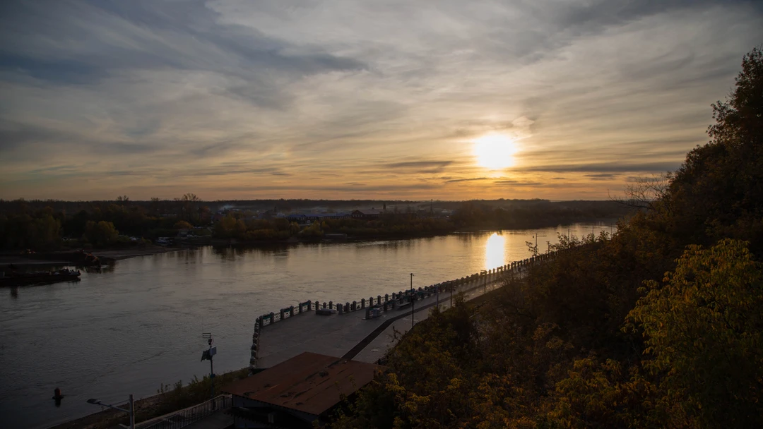 Экскурсия очень понравилась. За два часа не устали, прогулка в нашем темпе, наполненная информацией. Рекомендую.