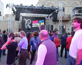 Старый город и панорамы Баку