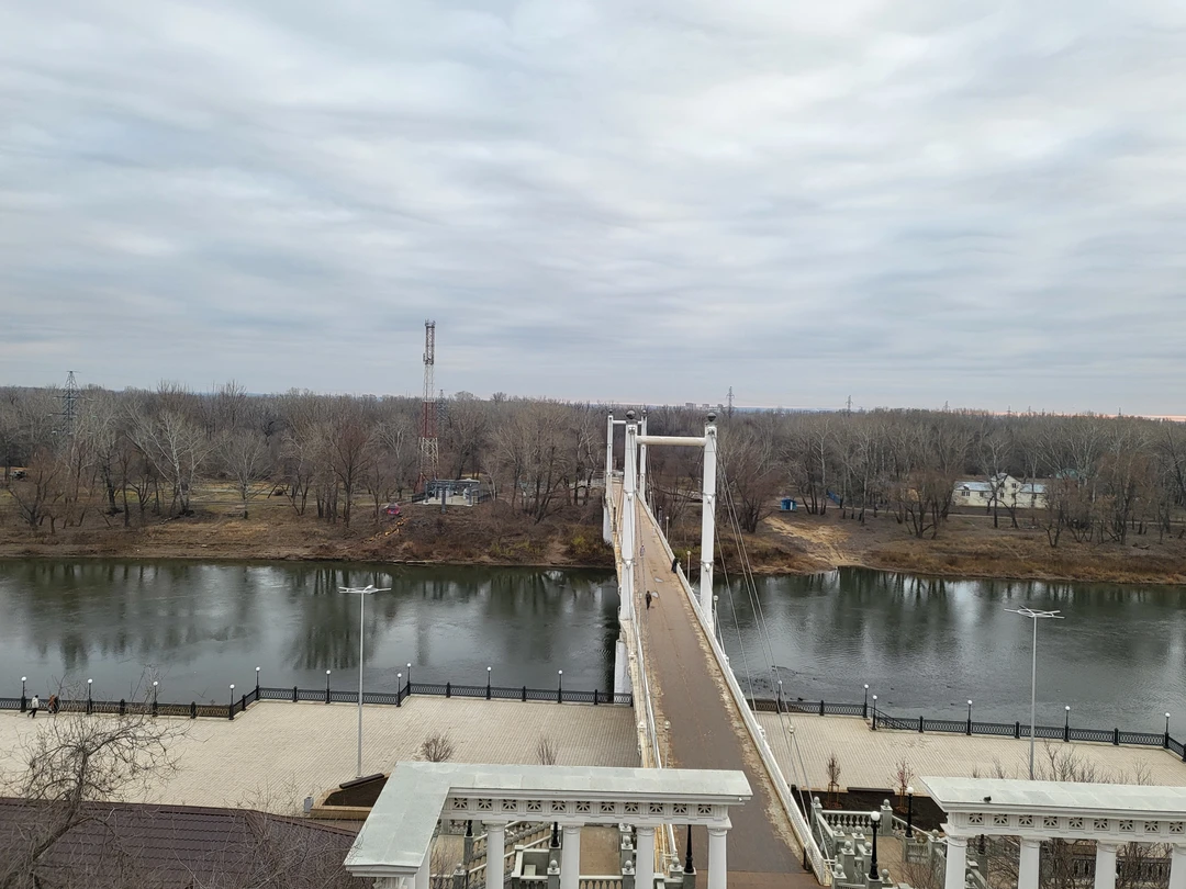 Огромная благодарность Людмиле! Я из Санкт-Петербурга, в первый раз в Оренбурге. Людмила смогла показать основные исторические