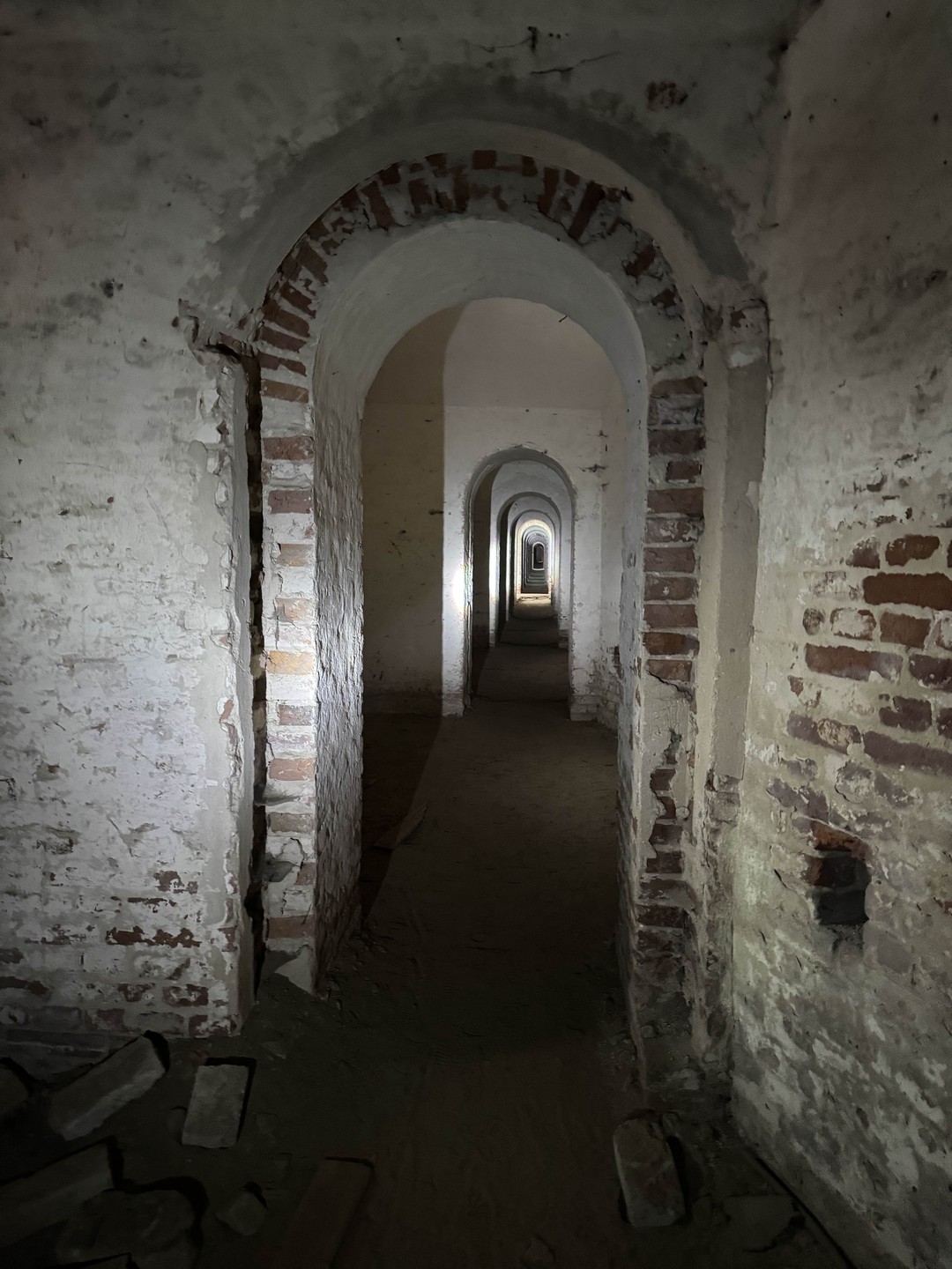 Групповая экскурсия по заброшенной части Брестской крепости (Екатерина)