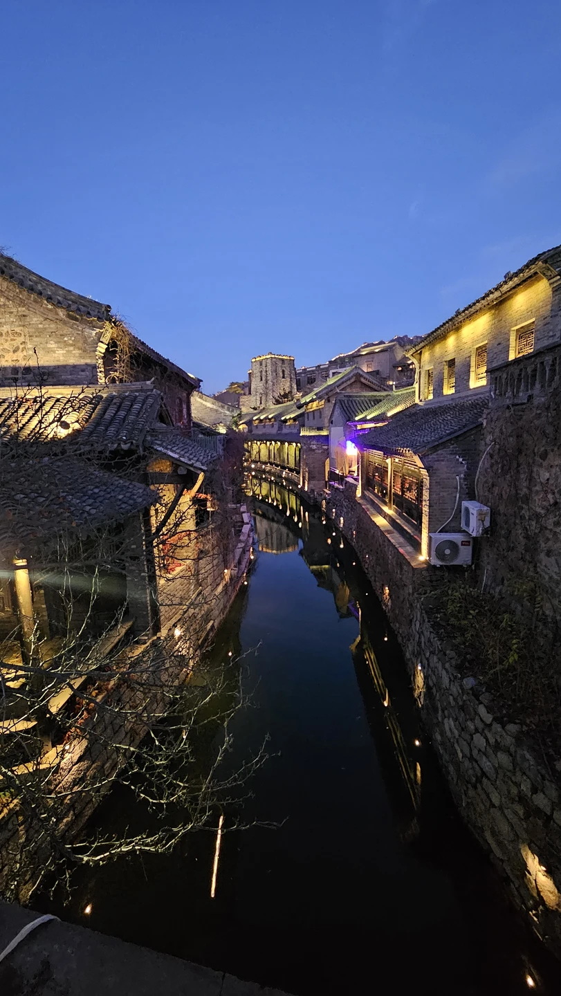 Экскурсия нам очень понравилась! Гид Олег выше всяких похвал: отзывчивый, веселый, прекрасно говорит по-русски, интересный рассказчик