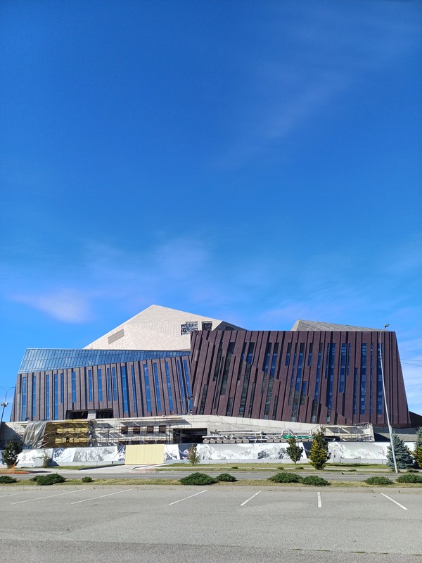 Виды Сириус: от «Долины смерти» к городу будущего