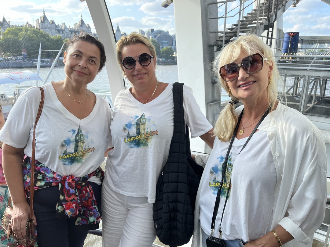 Нашим гидом был Влад-замечательный и очень харизматичный молодой человек. Влад очень хорошо воспитан и у него