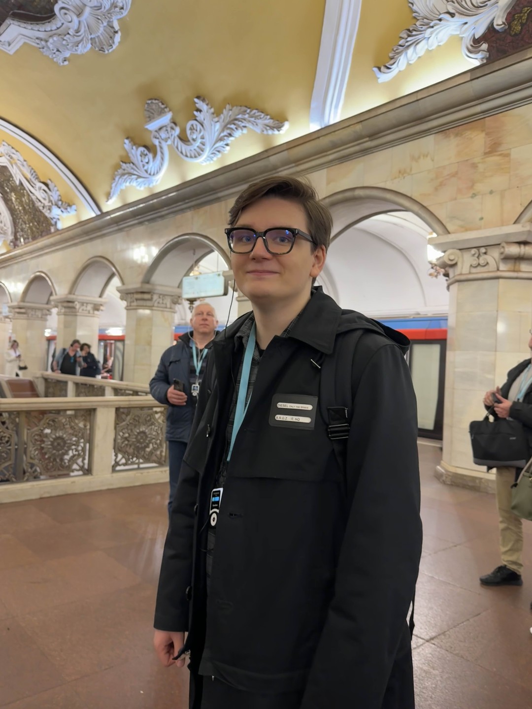 Шикарный экскурсовод. Юлия открыла нам столько деталей, которые в повседневной жизни даже не замечаешь. Подача информации