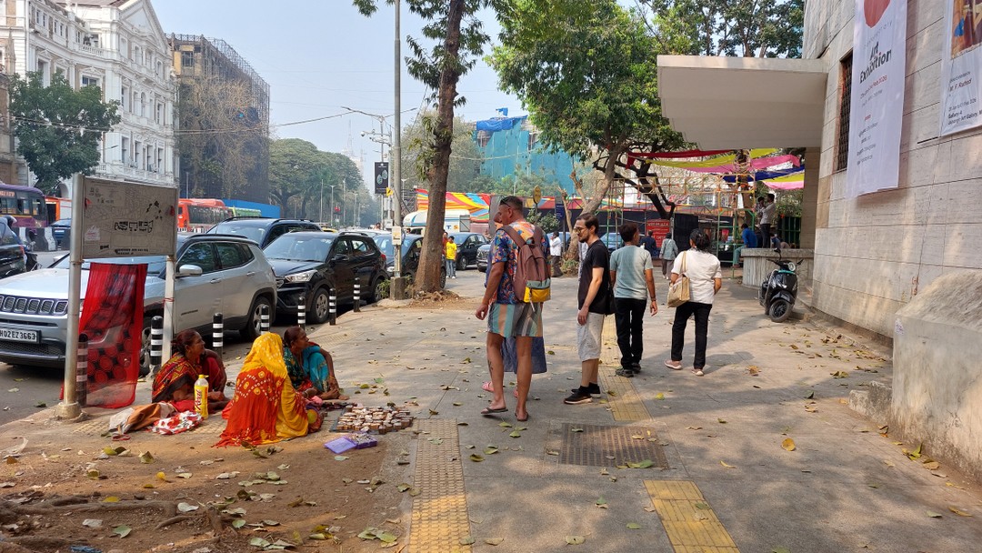 Это экскурсия, которая стоила своих денег! Почему рекомендую, хотя я -"тертый калач", ездила много по как по Азии, так и Европе: