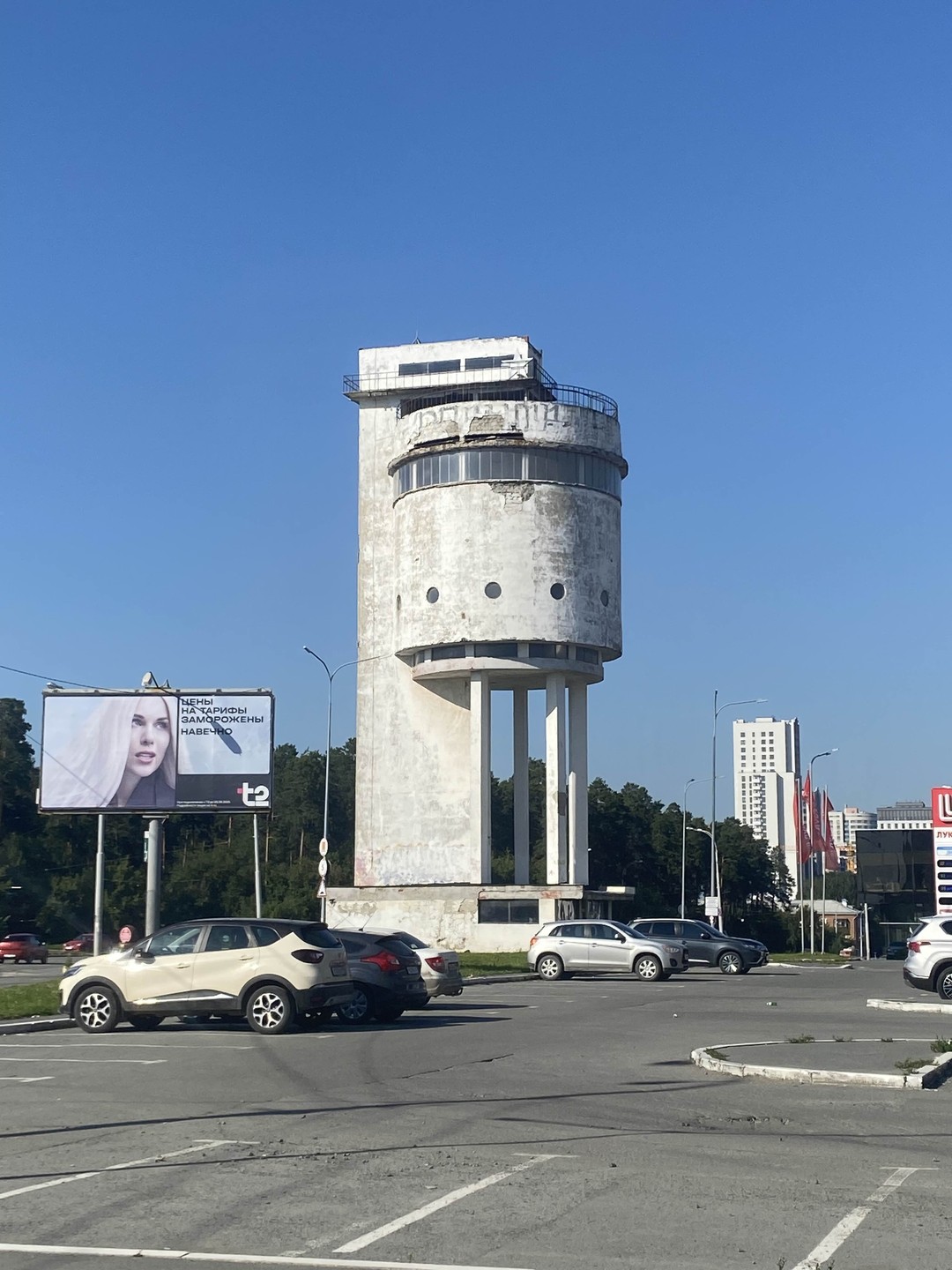 Огромное спасибо Татьяне за экскурсию! Отличная подача материала и так приятно пройти по району города, где
