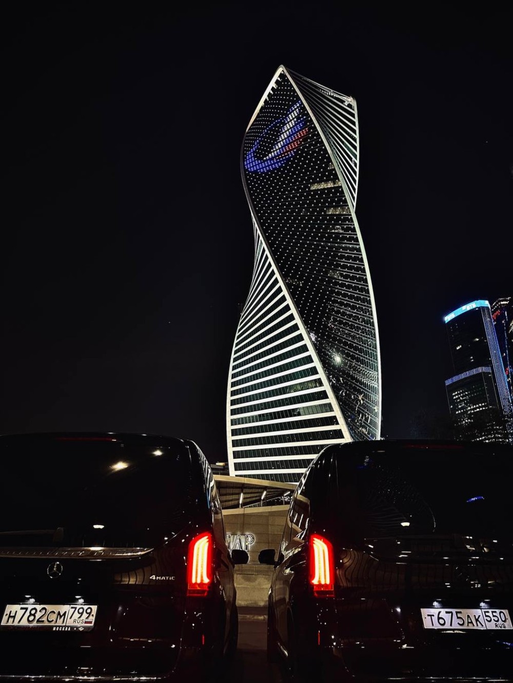 Трансфер из аэропорта Москвы на Mercedes-Benz V-класса (8/11)