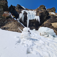Фото отзыва 2: экскурсия "Те самые Тихая и Клоковский: мыс, водопад, янтарь, Тории, крабы"