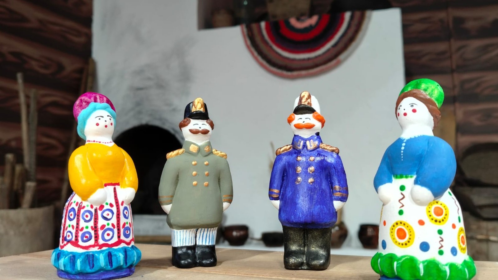 Роспись дымковской игрушки