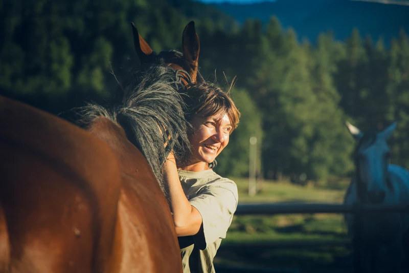 Галопом по Карачаево-Черкесии: конный тур для опытных всадников (всё включено)