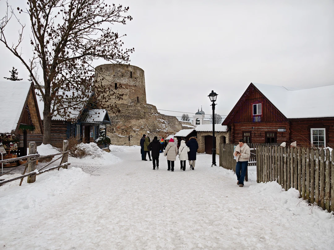 Экскурсия прошла отлично. Юлия рассказывала очень интересно, она прекрасный гид и очень приятный в общении человек