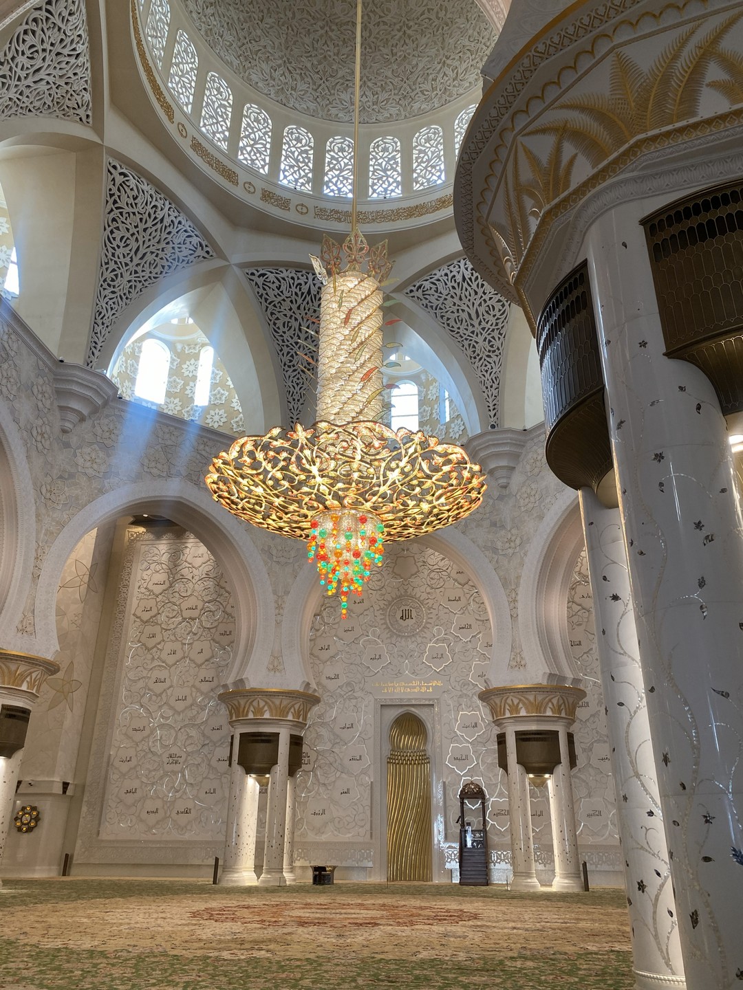 Жаль, что раньше, посещая другие страны самостоятельно, не было со мной такого ценного помощника, как аудиогид