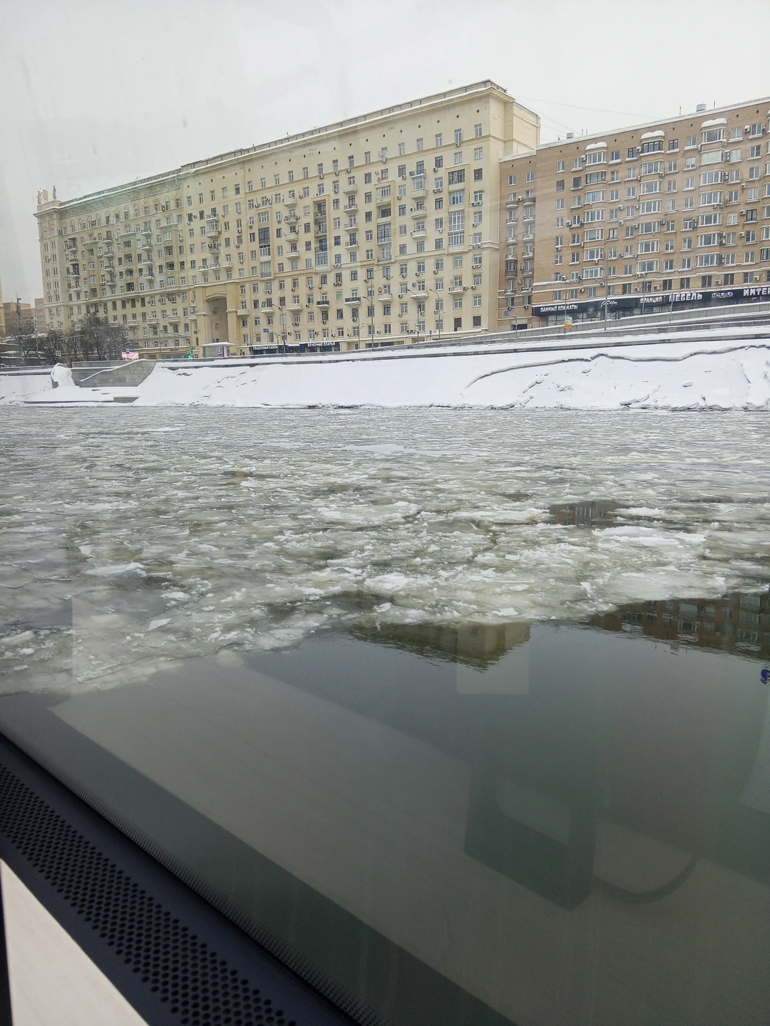 Экскурсия превзошла все ожидания. Сергей грамотно, доступно все объясняет, история города - краткая, но очень емкая