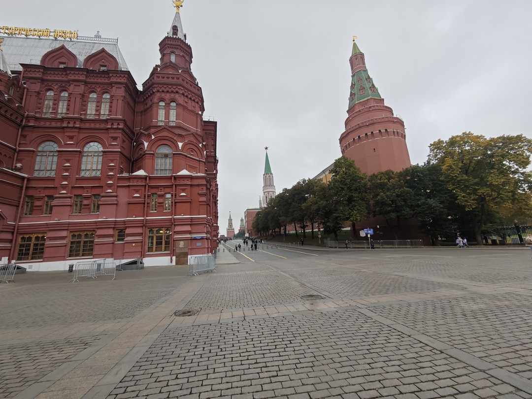 Посвящение в москвичи: экскурсия по Красной площади для детей от 7 до 14 лет (Сергей)