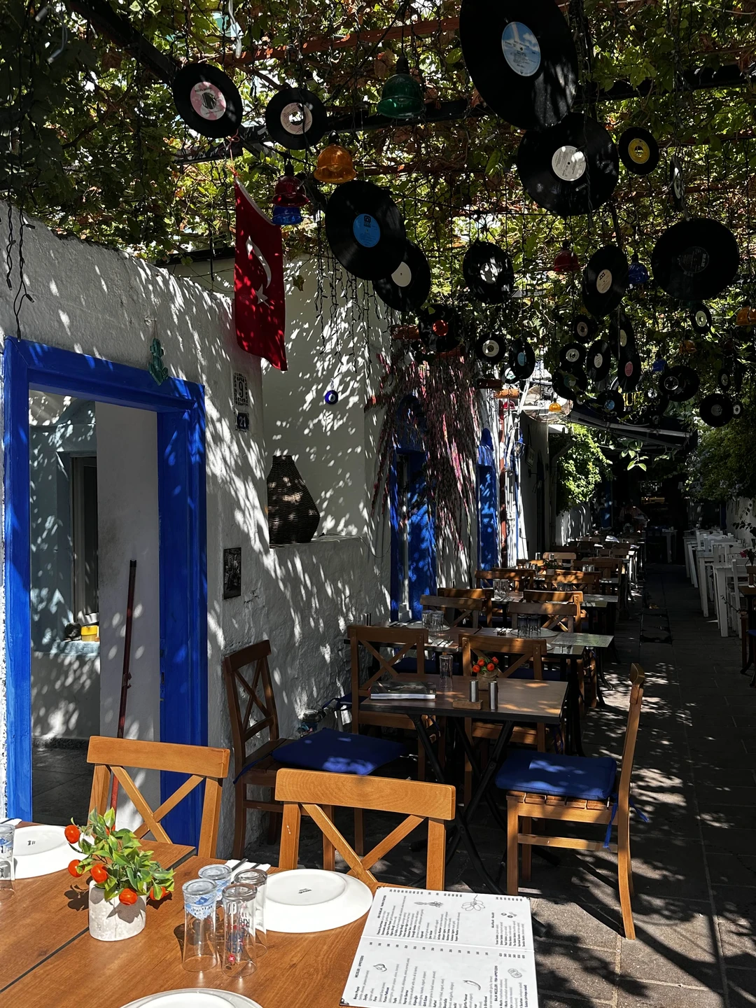 спасибо огромное Ларисе за такой невероятный опыт! посетили безумно красивые места! все пожелания были учтены и