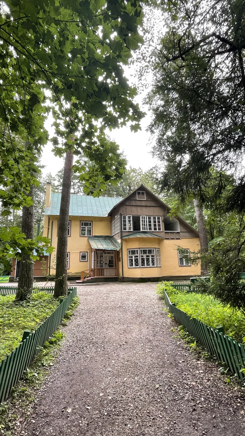 Огромное спасибо за такую насыщенную и очень душевную прогулку. Мы просто в восторге! Очень рекомендуем Елену как гида и рассказчика