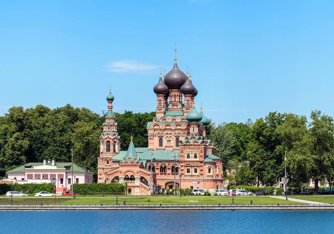 Церковь Троицы Живоначальной