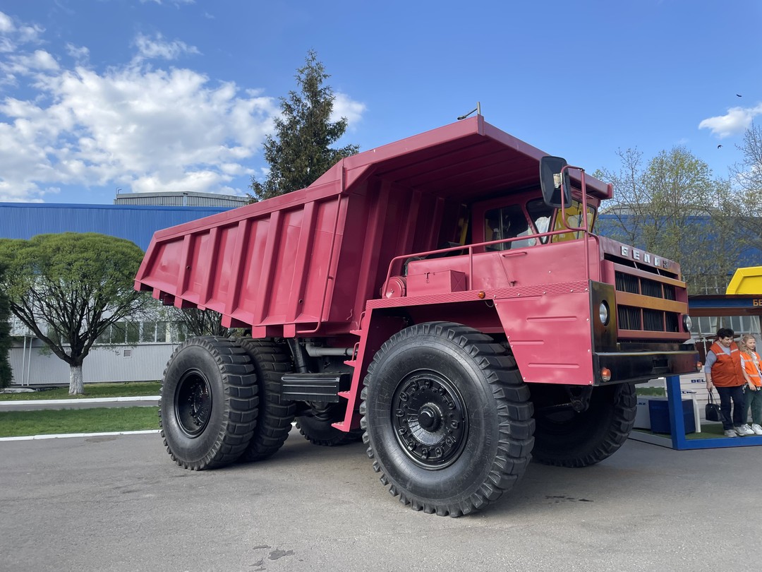 Групповая автобусная экскурсия на БелАЗ (Анастасия)