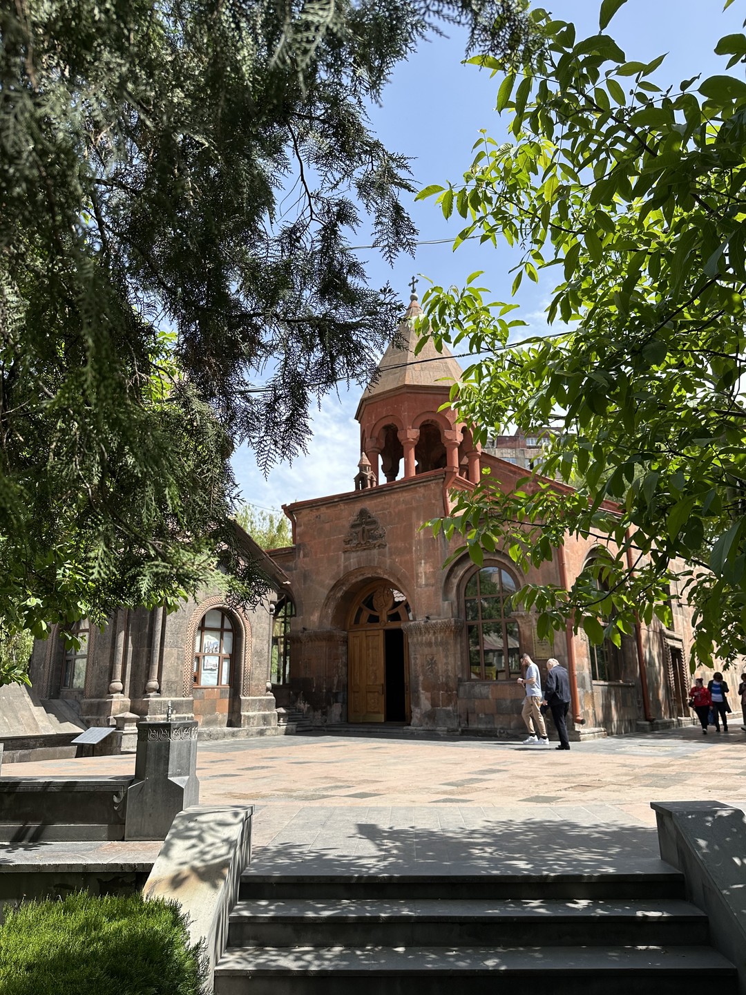 Яркие краски Еревана (Татьяна)