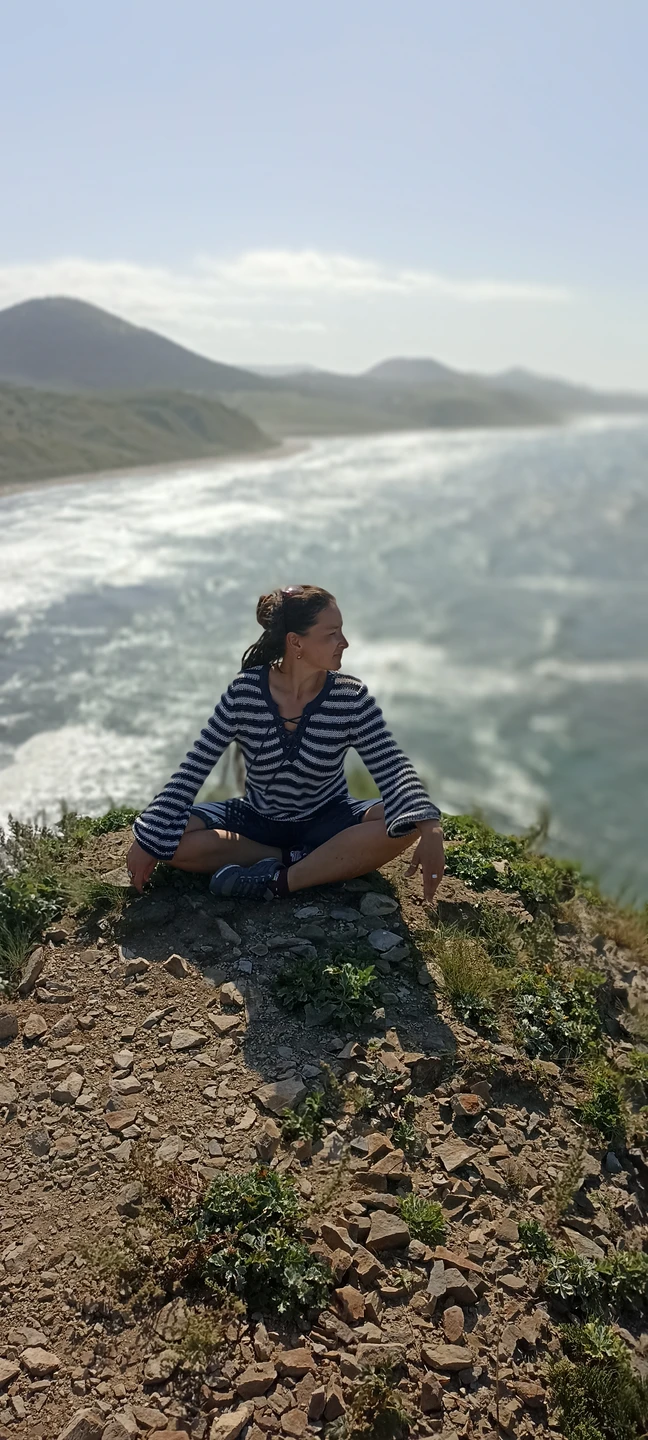 Прилететь за 10 000 км из Калининграда на Сахалин стоило бы только ради этого путешествия на край земли на мыс Крильон.