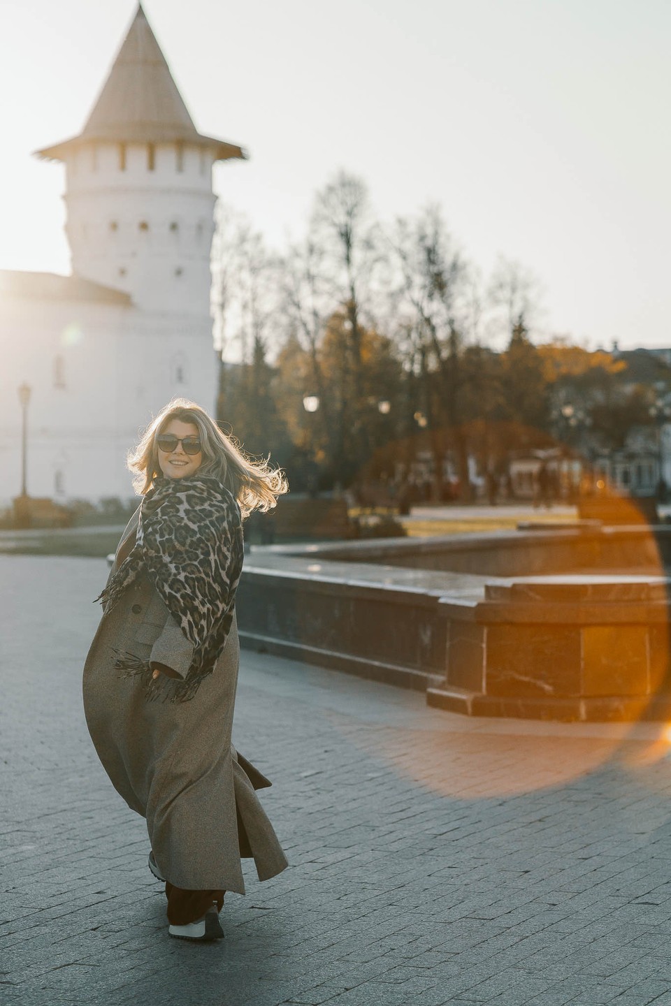 Благодаря Яне, теперь у нас есть атмосферные кадры из прекрасного города Тобольска на закате😍Яна приятная женщина
