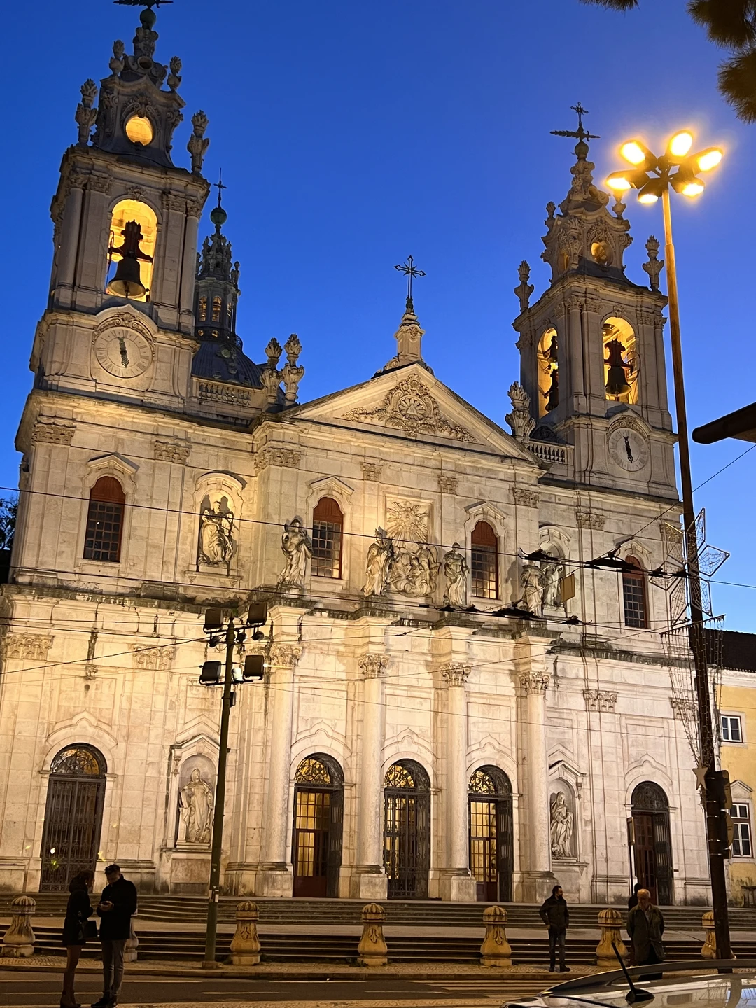 Благодарим Валерию за такую экскурсию, очень необычная, но интересная. Валерия посвятила нас в историю создания масонов