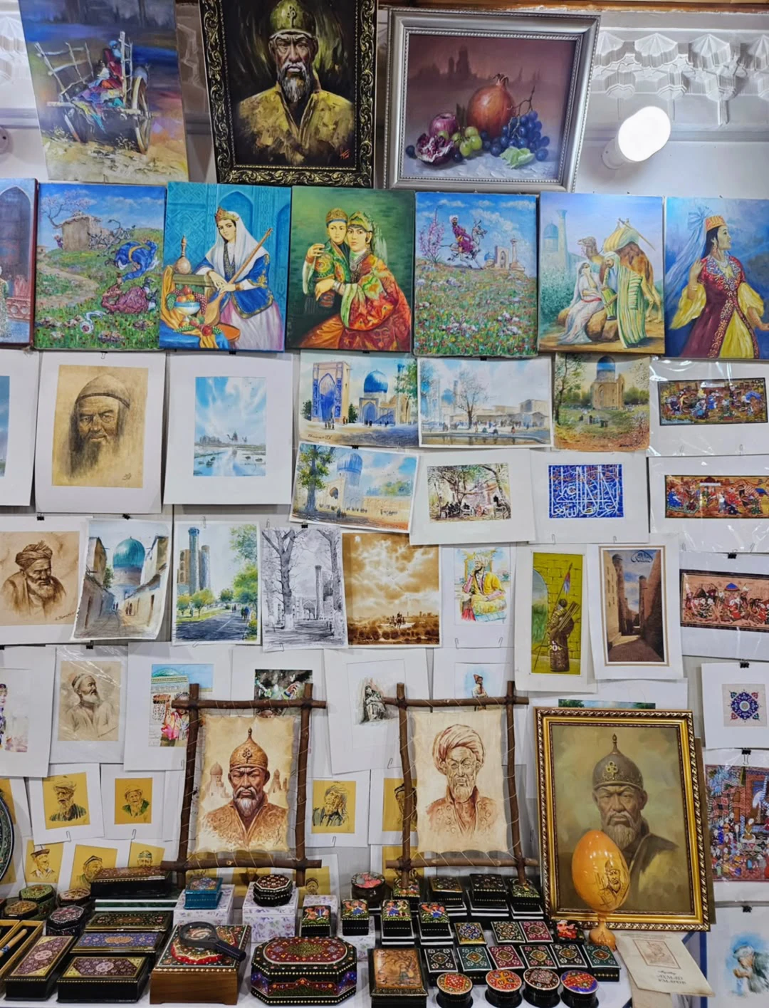 Отличная экскурсия и замечательный гид. Парвиз — профессионал, который интересно и понятно рассказывает, вовлекает в диалог