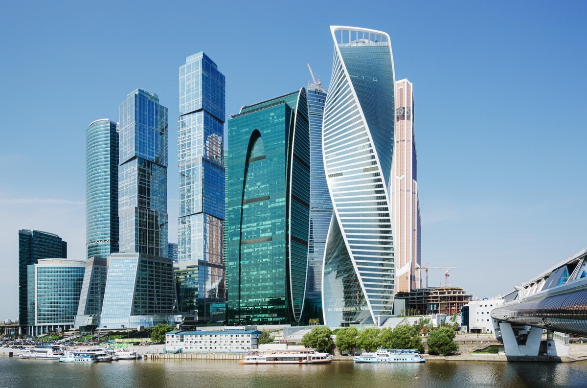 Идеи стеклянной архитектуры на прогулке по «Москва-Сити». Индивидуальная экскурсия (4/7)