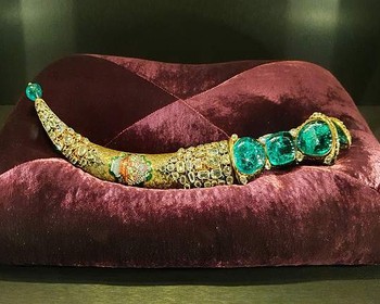 Площадь Ипподром, дворец Топкапы, церковь Святой Ирины, Айя-София, Голубая мечеть