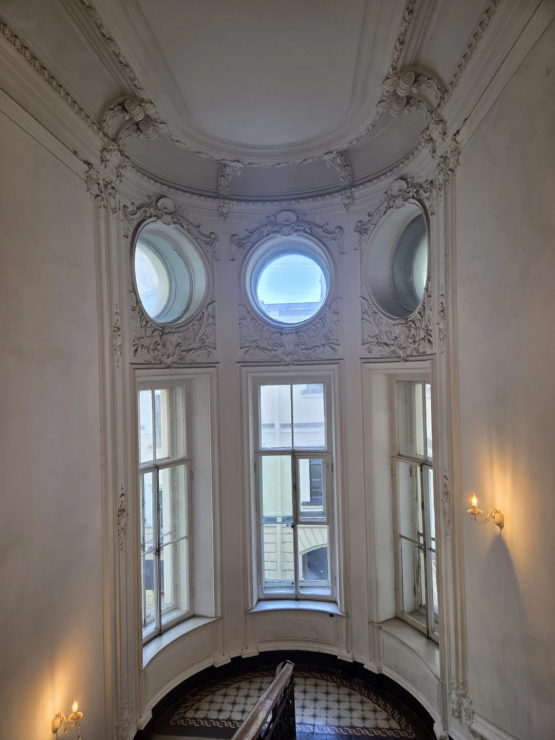 Прекрасная экскурсия, гид очень внимателен, интересно рассказывал материал, остались под огромным впечатлением, все было просто супер