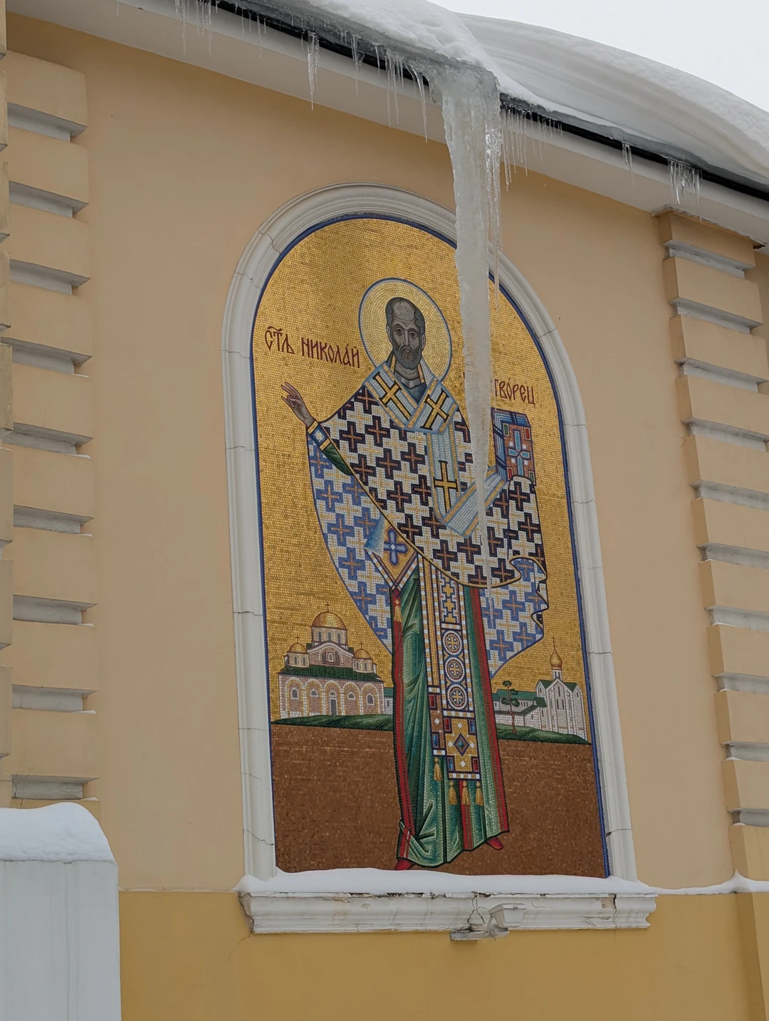 Экскурсия очень понравилась! В первую очередь хотелось бы отменить общую структуру, то, как темы перетекают одна