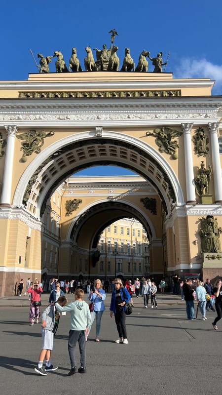 Великолепие дворцов Петербурга
