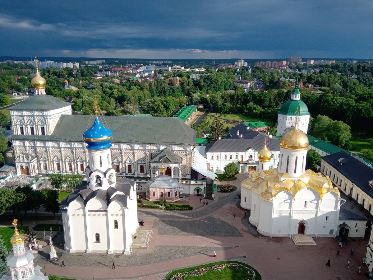 Главное изображение экскурсии - Вселенная Лавры: от каменных стен до звонницы (билеты включены)