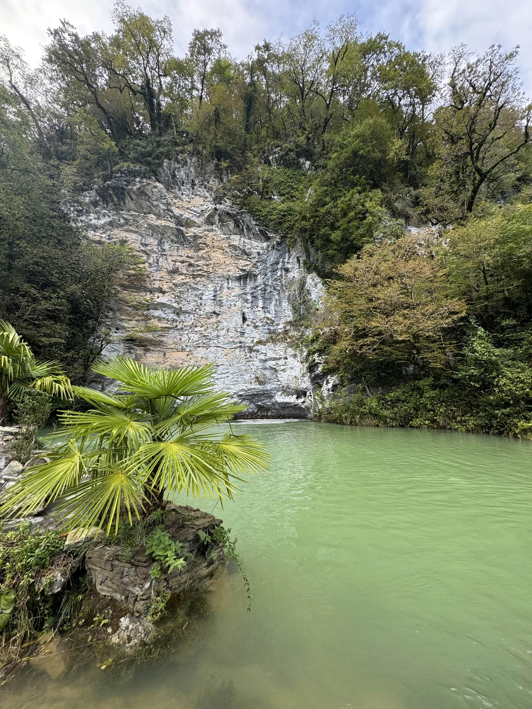 Отличная поездка, насыщенная, интересная, хорошо организованная. Повезло с погодой. Рекомендую