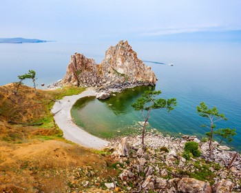 Переезд на Ольхон: Долина каменных духов, паромная переправа и прогулка к мысу Бурхан