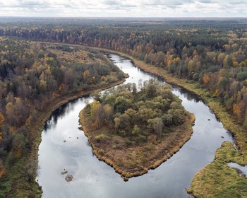 Ловля с лодок и отработка техники в окружении живописных берегов Угры