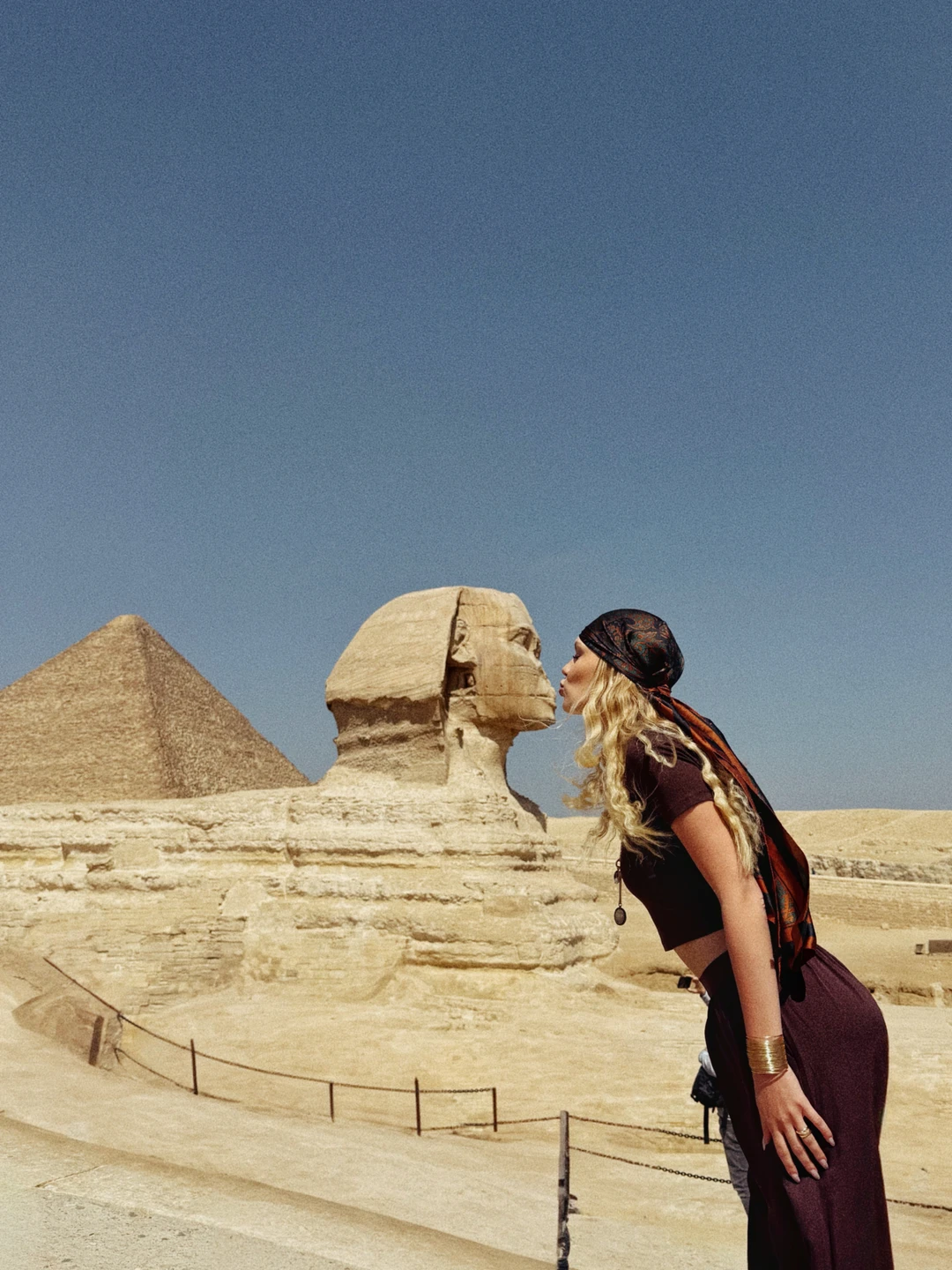 Позавчера были на экскурсии с Махмудом. С самого начала он забрал нас из отеля на хорошей