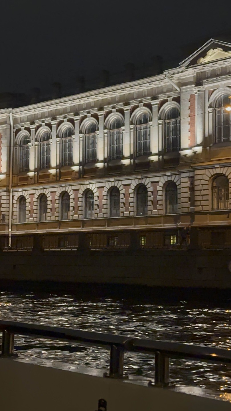 Водная прогулка с аудиогидом на развод мостов (Даша)