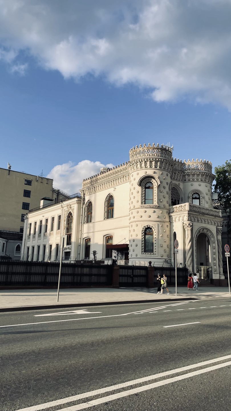 Особняки «миллионщиков»: от Арбата до Спиридоновки (Эльмира)